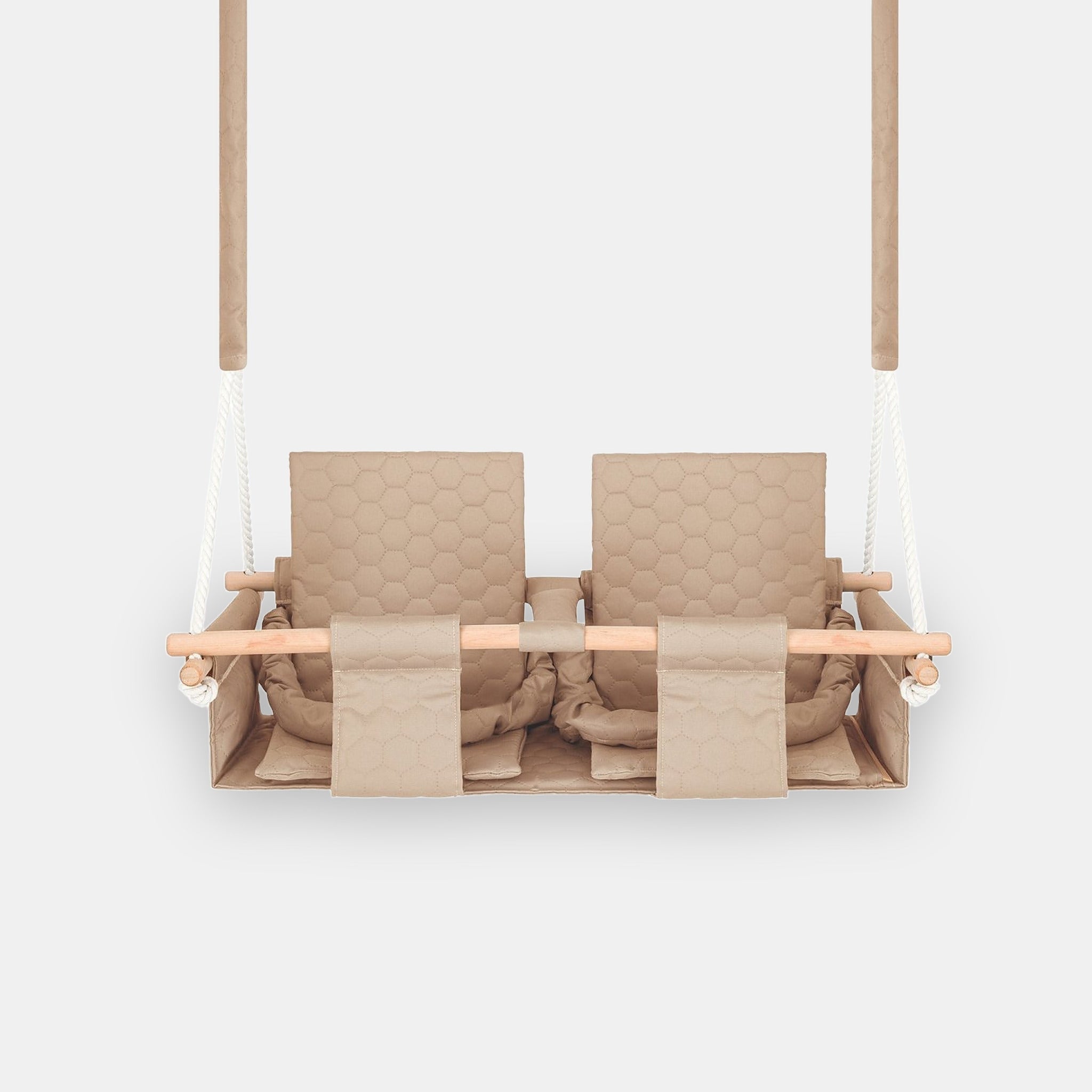 Balançoire double jumeaux imperméable beige, vue de face sur fond clair