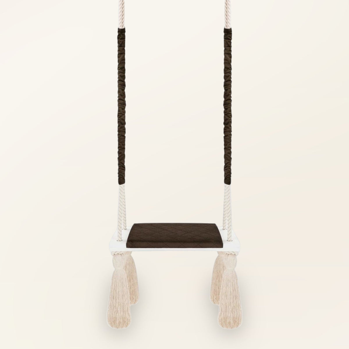 Balançoire enfant planche bois et velours marron, vue de face avec coussin d'assise matelassé