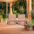 Balançoire double jumeaux imperméable beige, en extérieur, sur une terrasse